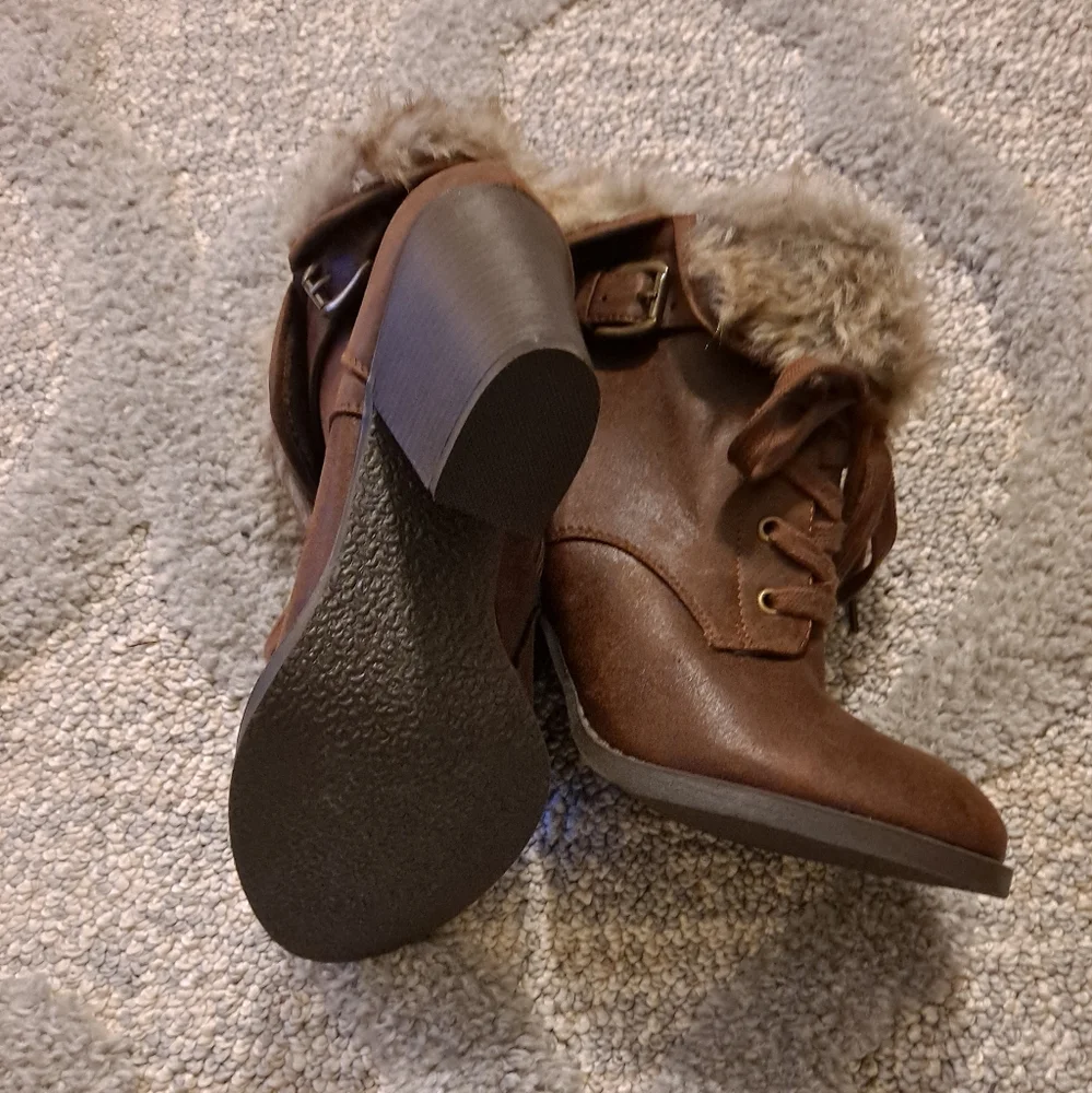 NWOT Wild Diva Bootie - Picture 7 of 8